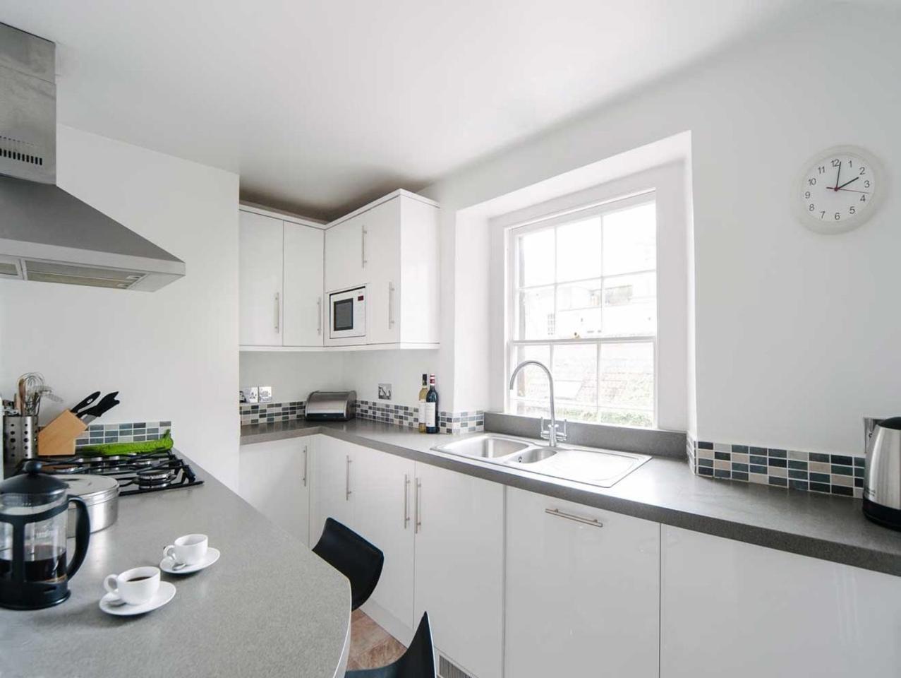Stylish Three Bedroom Apartment In Heart Of City Bath Luaran gambar